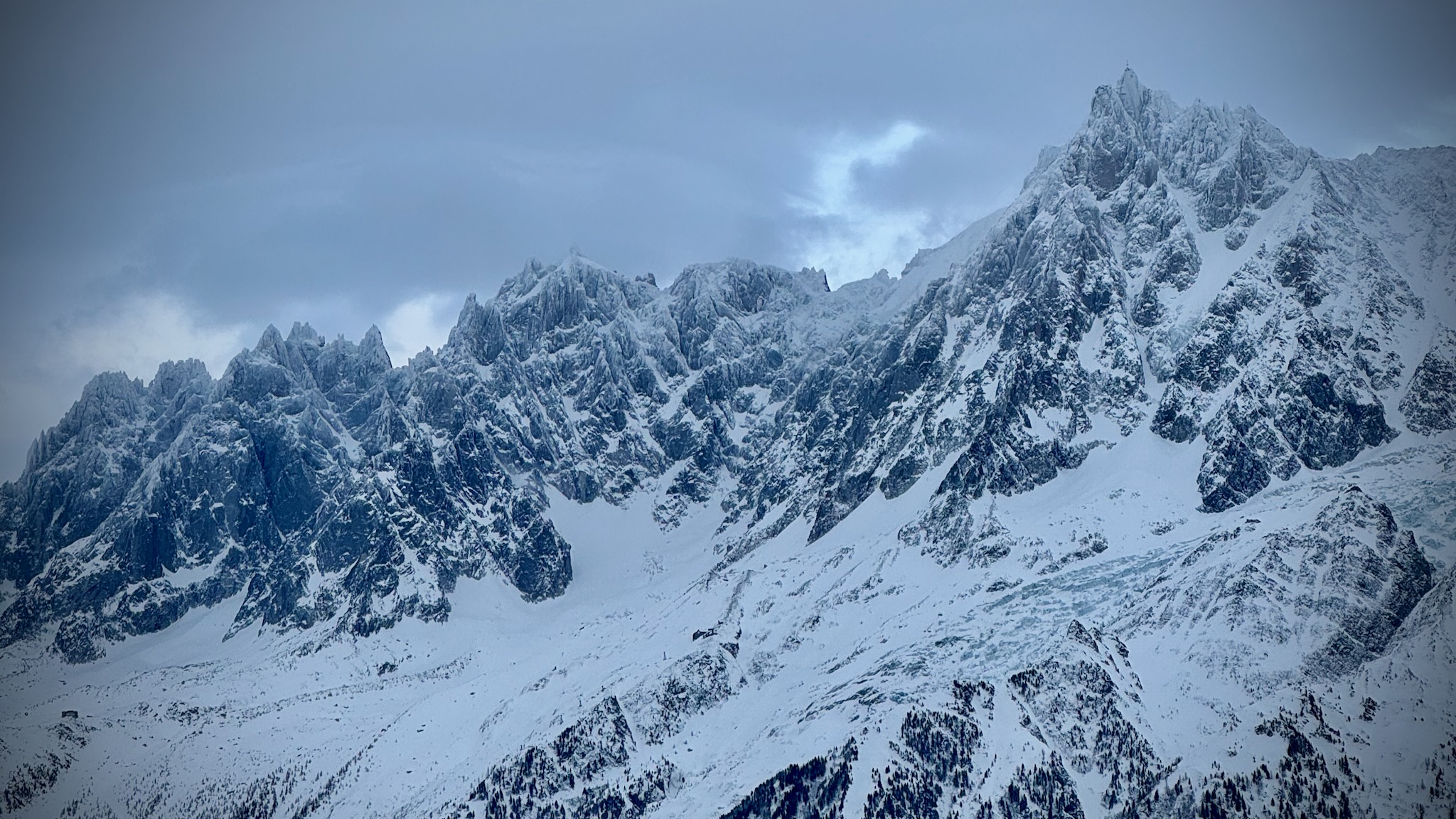 Too much snow in the Chamonix valley